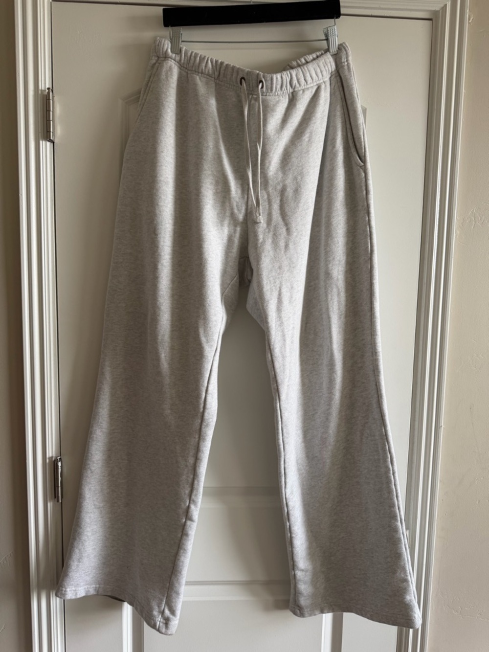 Men’s XL - ELWOOD core straight leg sweatpant